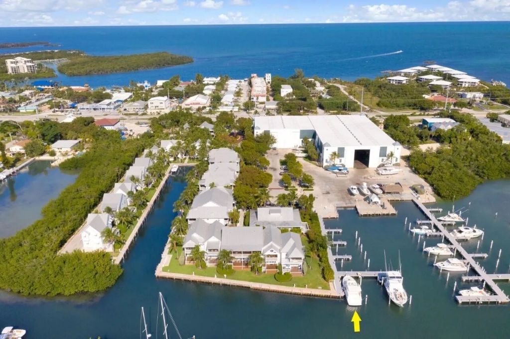 50’ Wet Slip with Ocean & Gulf Access – Boat House Marina, Marathon