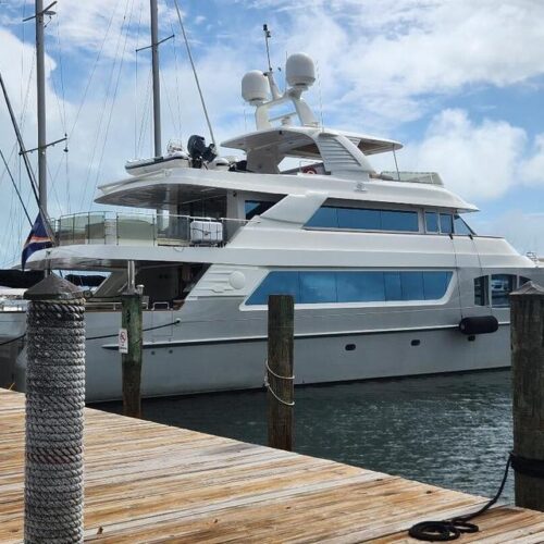LARGE YACHT COUNTY * KEY WEST – for 125′ boats