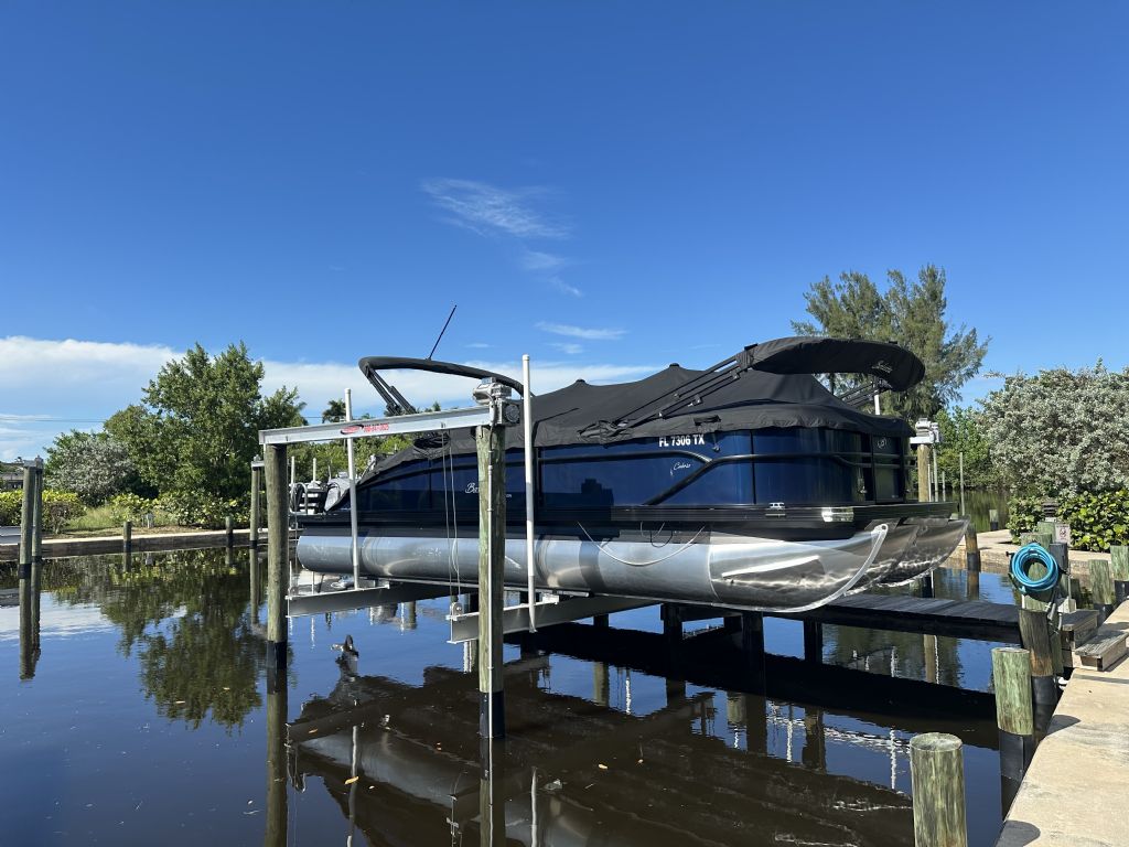 Waterfront Townhome with Private Dock – Manatee Pocket, Stuart FL