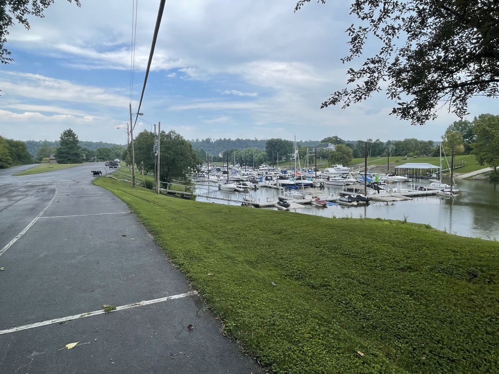 42′ Wet Slip at Tartans Landing | Ohio River Marina | Goshen, KY