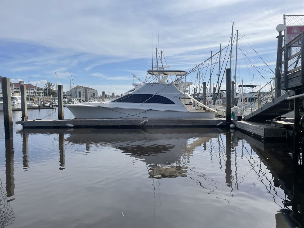 55′ Liveaboard Wet Slip at Myrtle Beach Yacht Club | Charter-Friendly | Little River, SC