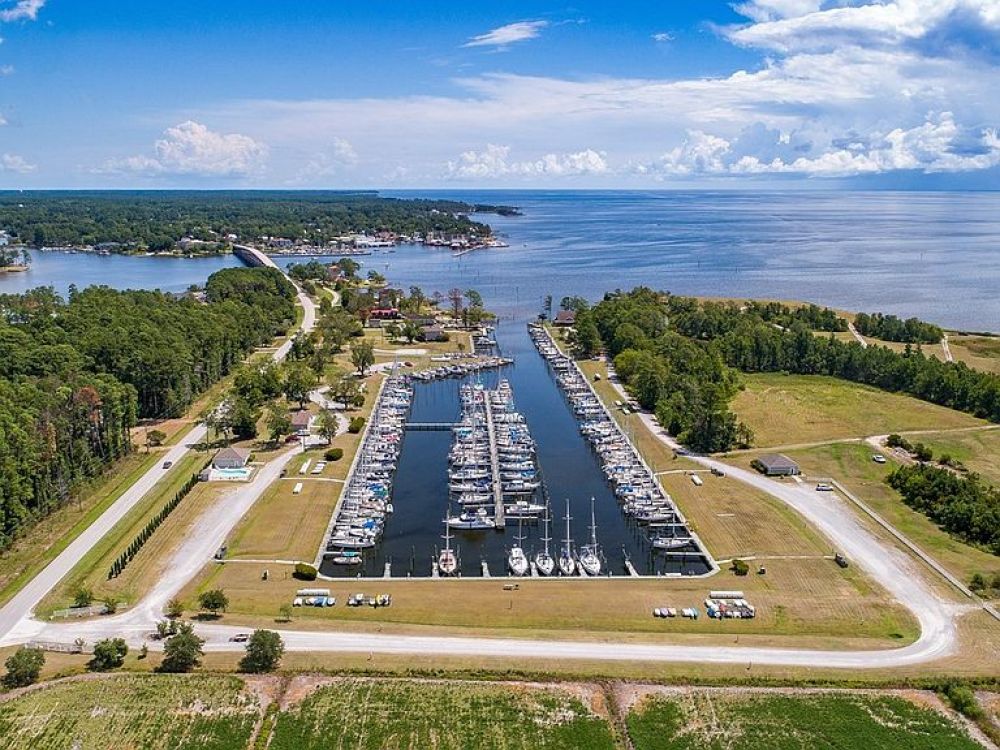 40′ Wet Slip at Pecan Grove Marina | Protected Deep-Water Marina | Oriental, NC