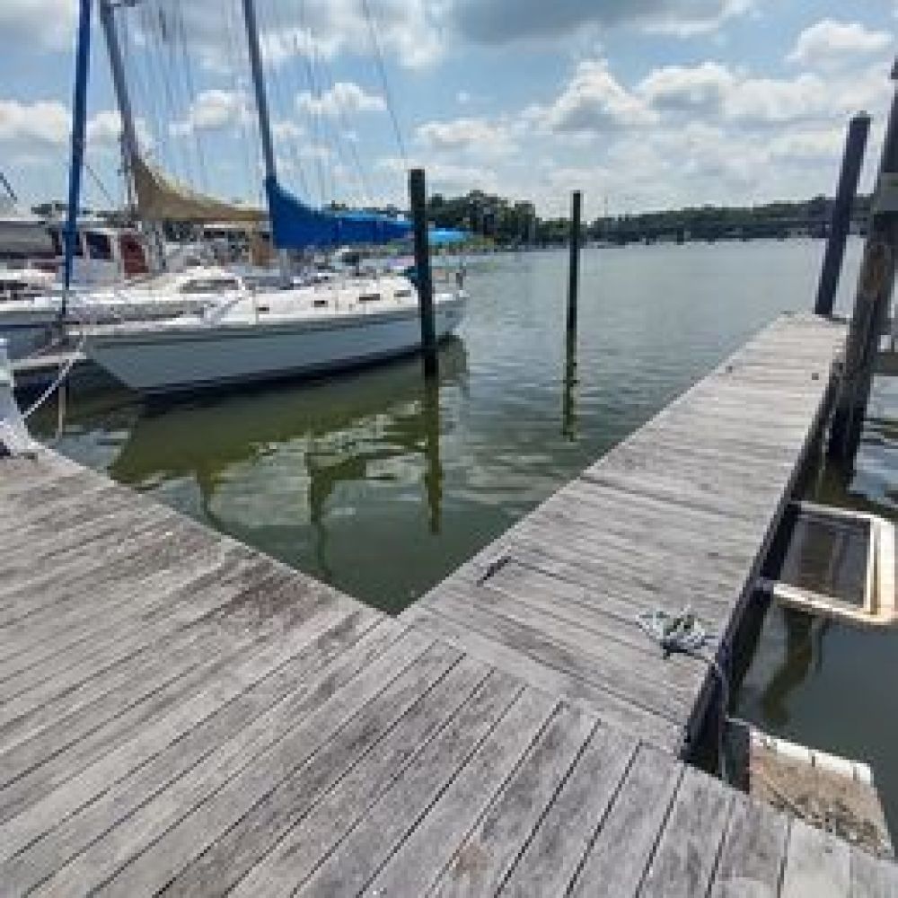 Wet Slip with Deep Water Access | Floating Dock Marina | Saluda, VA