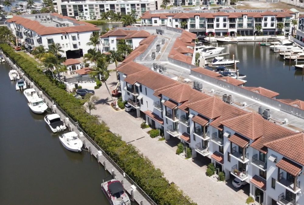 34′ Wet Slip at Naples Bay Resort Marina | Direct Gulf Access | Naples, FL