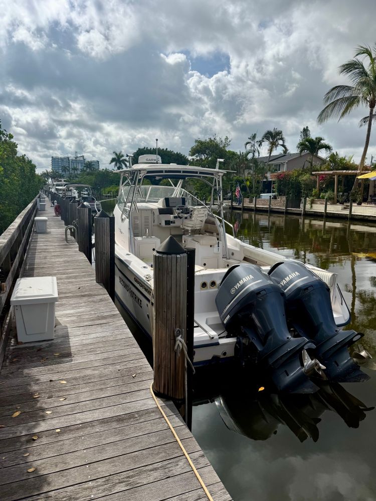 34′ Wet Slip at Naples Bay Resort Marina | Direct Gulf Access | Naples, FL