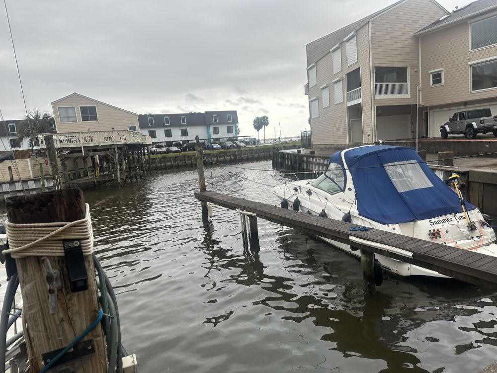 47′ Wet Slip in Protected Gated Marina | Pool & Clubhouse | Seabrook, TX