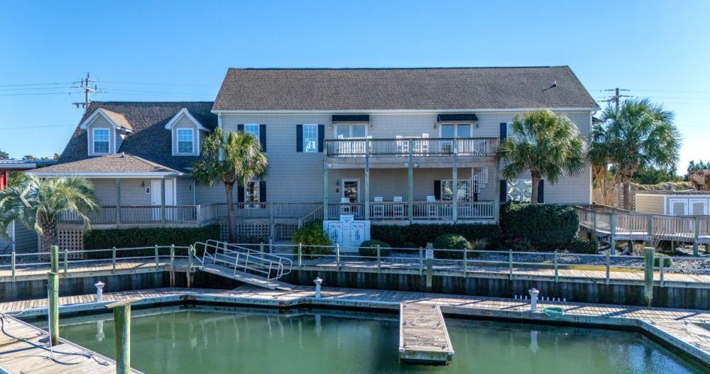 Premium Dry Boat Storage at Radio Island Marina | Full-Service Marina | Beaufort, NC