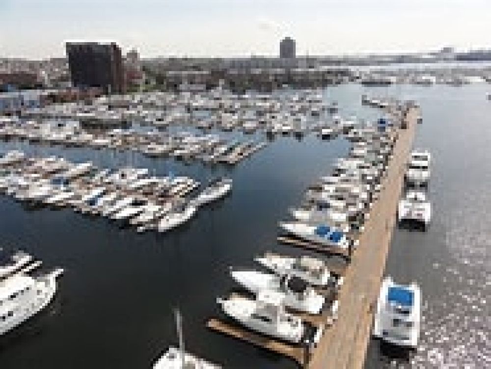 35′ Floating Wet Slip | Year-Round Deep Water Marina | Baltimore Harbor, MD