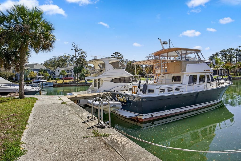 60 ft Hurricane-Safe Dock for Sale – Windmill Harbour Marina, Hilton Head Island