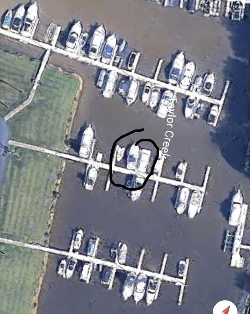 42′ Wet Slip at Buckeye Marina | Slip B4 | Goshen, KY