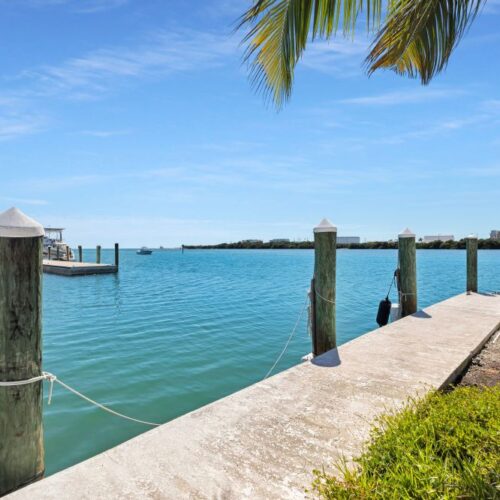 45′ Wet Slip at Oceanside Marina | Resort Marina with Liveaboard Allowed | Key West, FL